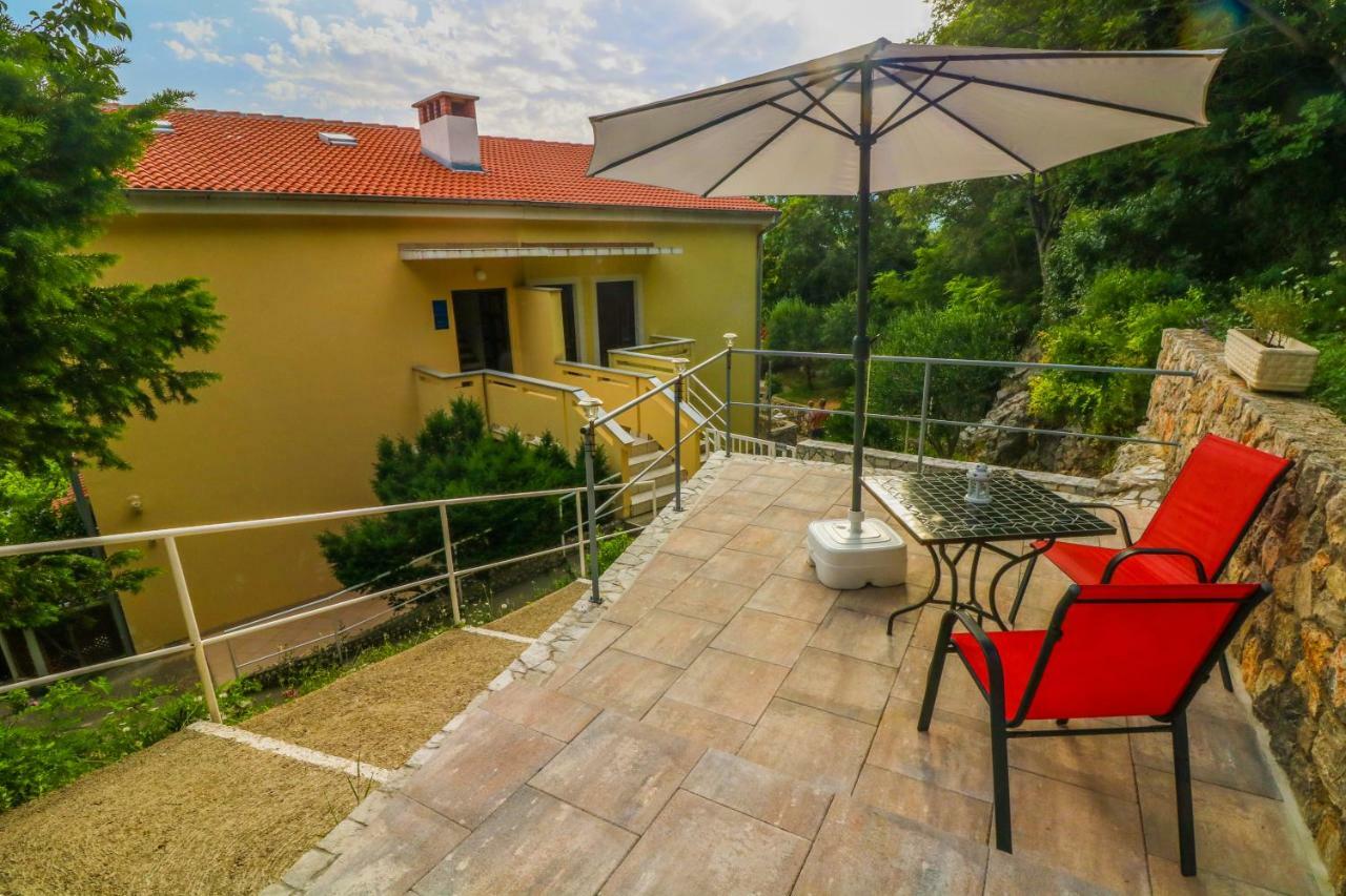 Apartments Ines Baška Екстериор снимка